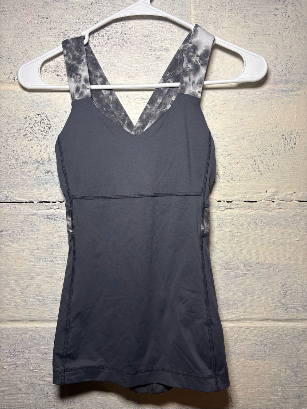 LULULEMON Push Your Limits Tank Top / Yoga top